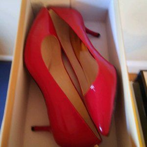 Michael Kors Red Textured Patent Leather Pumps